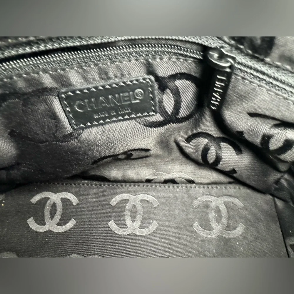 Chanel Chocolate Bar East West Bag - Picture 9 of 13
